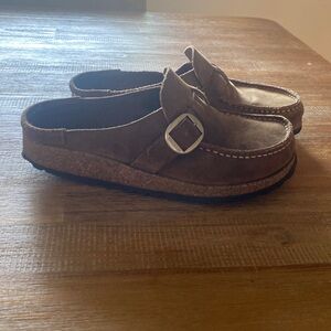 Birkenstock, Buckley’s size 37 (6.5) excellent condition